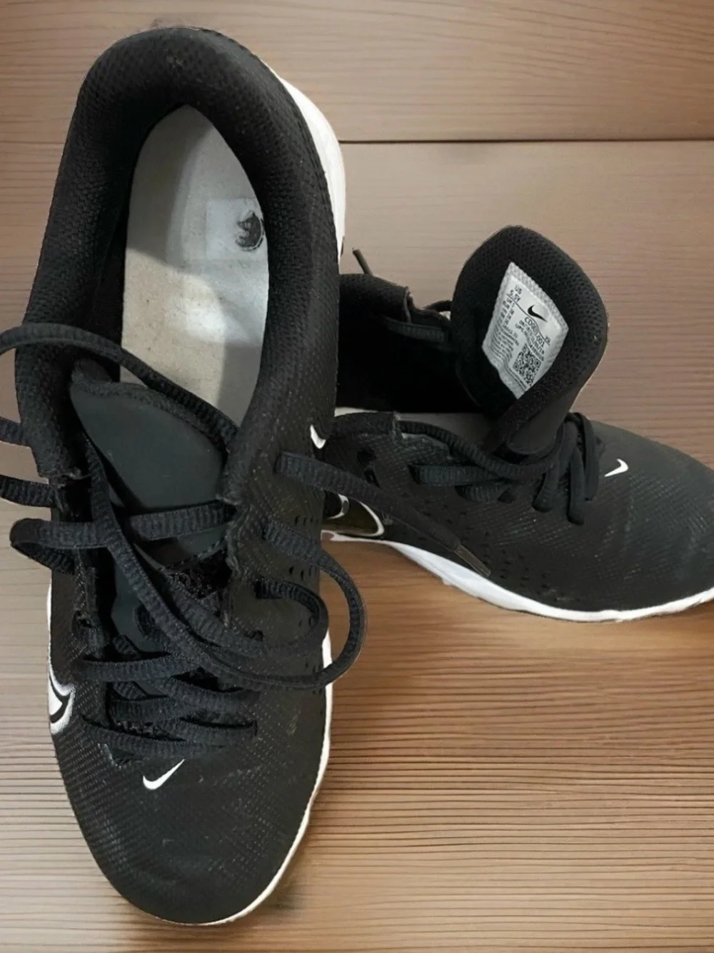 Nike Vapor Cleats Fastflex,Boys Size 5.5 Y Black& White CD0077-001